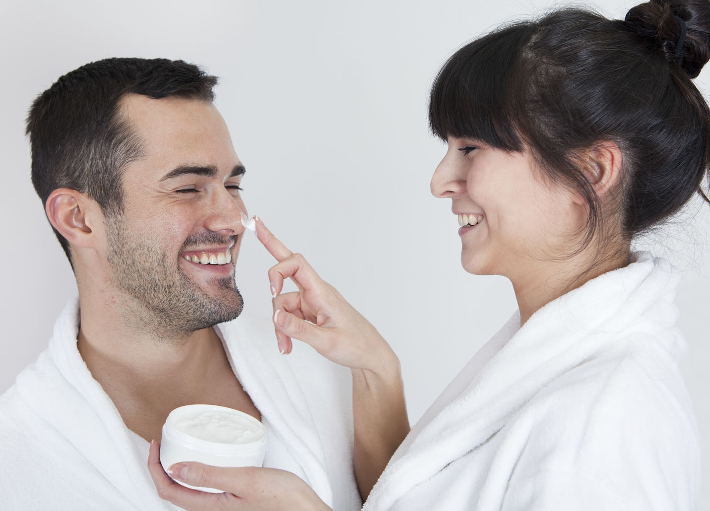 Skincare Unisex: Bellezza Senza Etichette di Genere